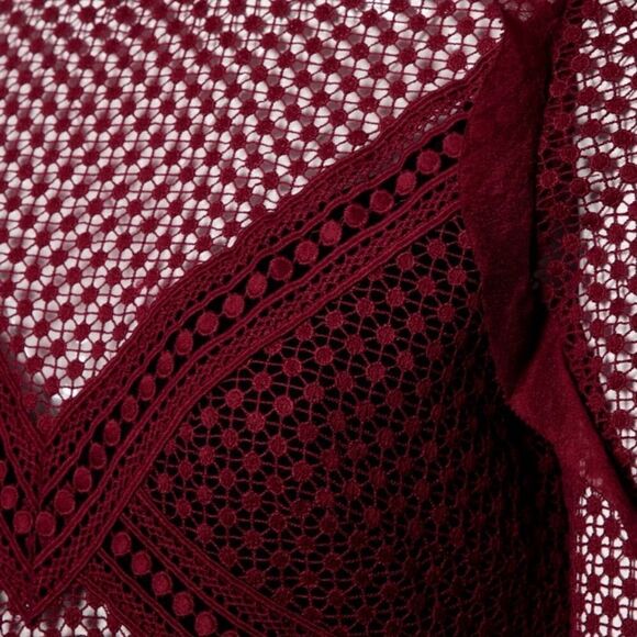 Self-Portrait
Lace Pattern Mini Dress
Size:8 - Picture 6 of 6